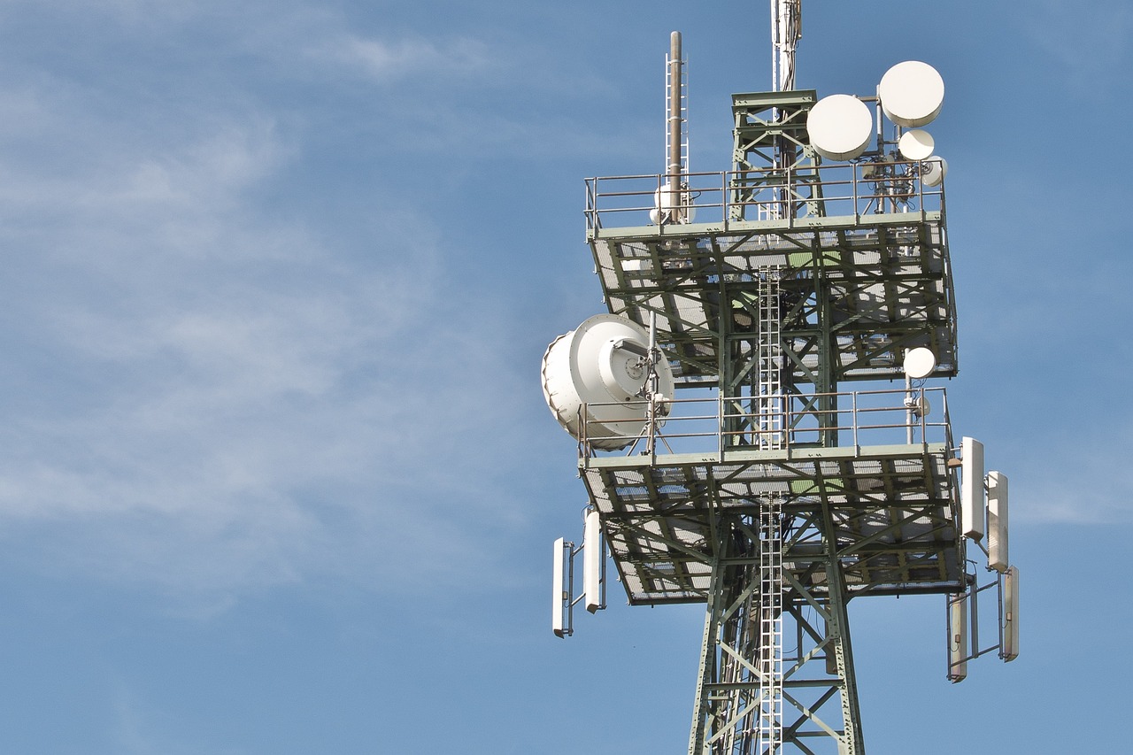 Où se renseigner sur la législation relative aux antennes relais ?