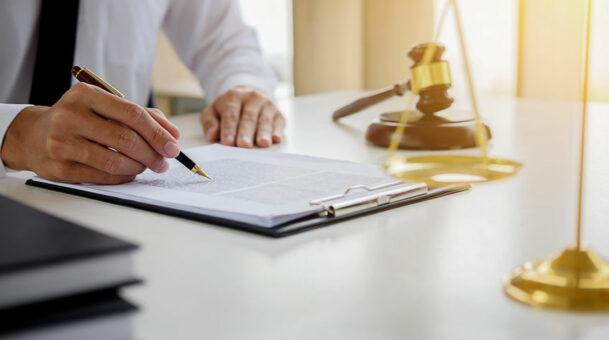 Quand demander un constat du commissaire de justice ?